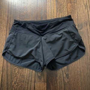 Size 2 black lulu shorts